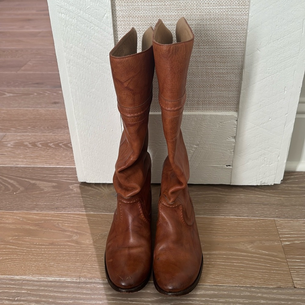 FRYE Melissa Trapunto Boots Sz 8